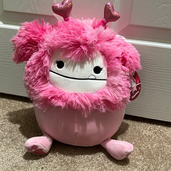 Squishmallows Other - Squishmallows Caparinne the Bigfoot Valentine’s Edition! BNWT 10”